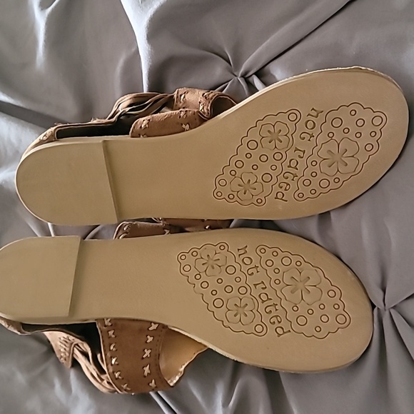 Leather sandal - Picture 3 of 3